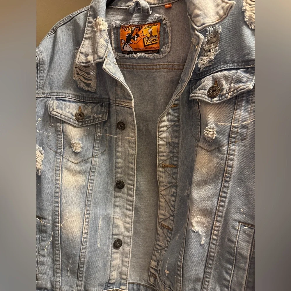 Men’s Light Blue Distressed Denim Jacket size Small